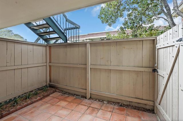 845 Augusta Drive 41, Houston, TX 77057