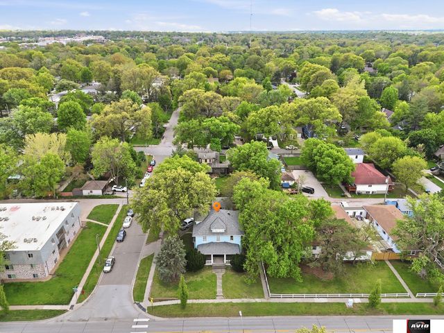 4135 Holdrege Street, Lincoln, NE 68503
