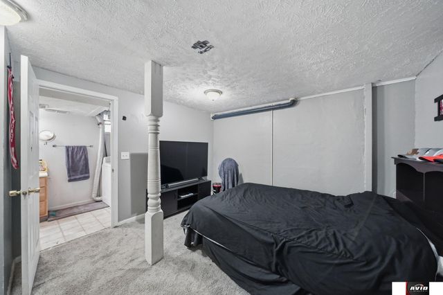 4135 Holdrege Street, Lincoln, NE 68503