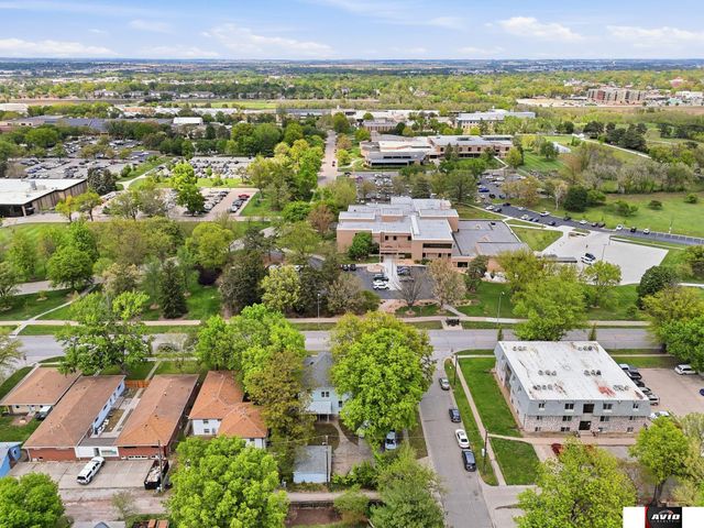4135 Holdrege Street, Lincoln, NE 68503