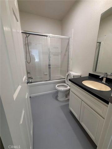 144 Treehouse, Irvine, CA 92603