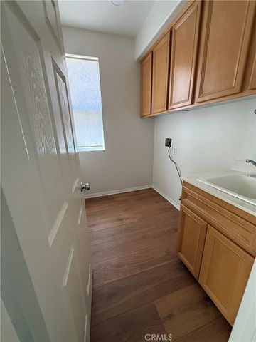 144 Treehouse, Irvine, CA 92603