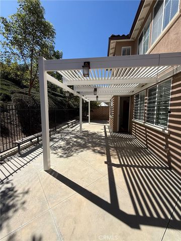 144 Treehouse, Irvine, CA 92603
