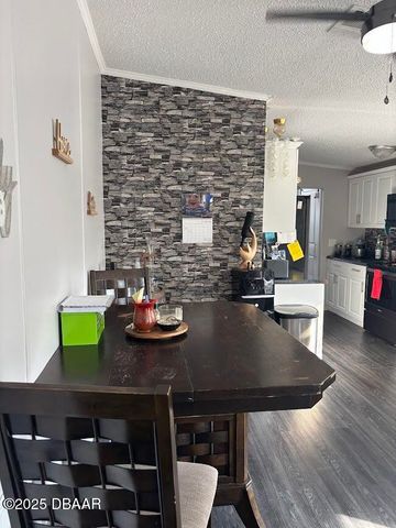 15594 NE 233rd Place, Fort Mccoy, FL 32134