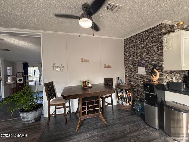 15594 NE 233rd Place, Fort Mccoy, FL 32134