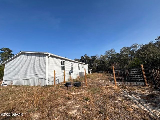 15594 NE 233rd Place, Fort Mccoy, FL 32134