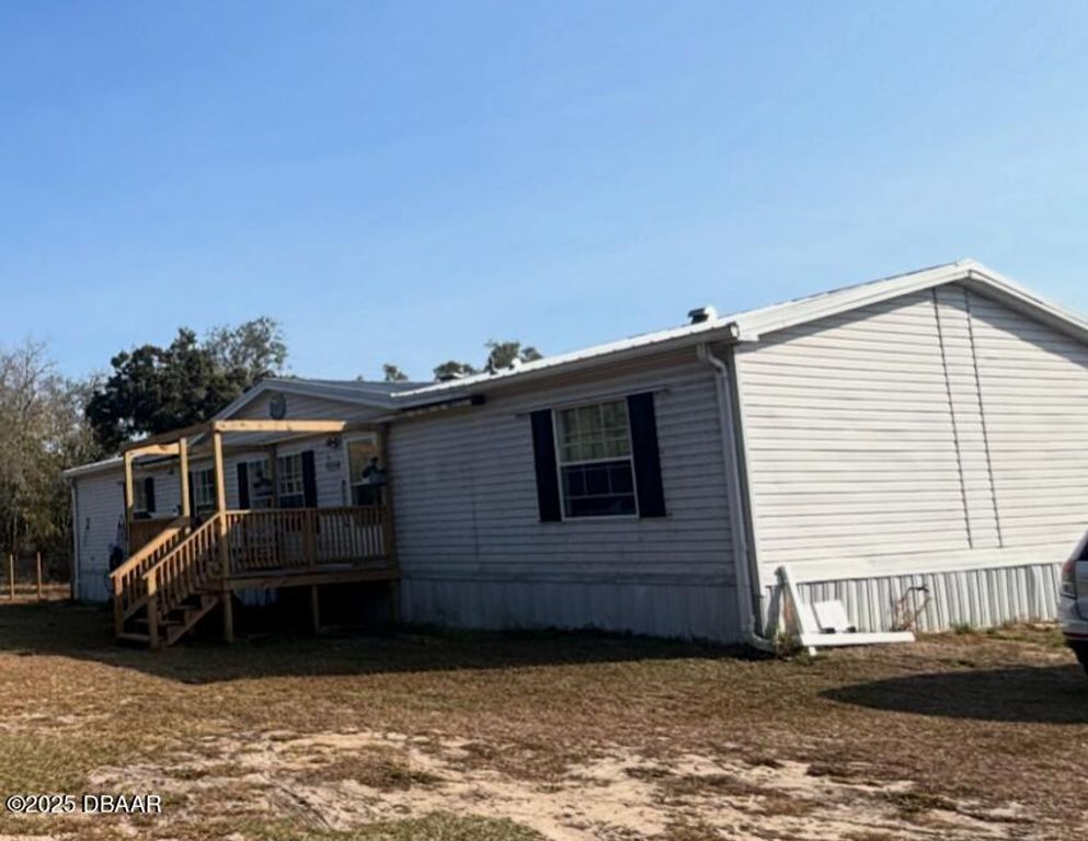15594 NE 233rd Place, Fort Mccoy, FL 32134