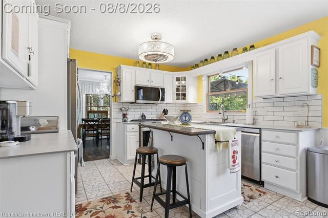 54260 9 Mile Road, Northville, MI 48167