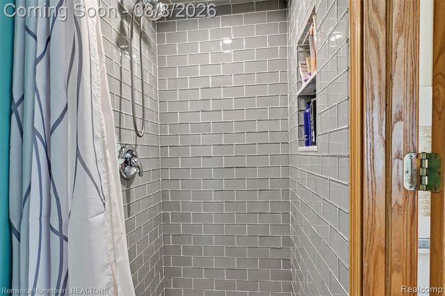 54260 9 Mile Road, Northville, MI 48167