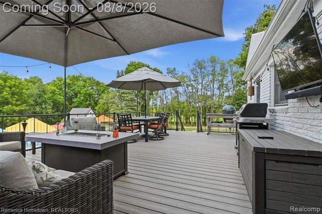 54260 9 Mile Road, Northville, MI 48167