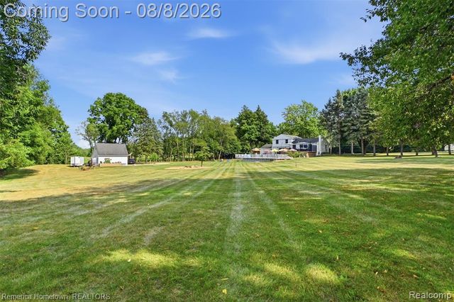 54260 9 Mile Road, Northville, MI 48167