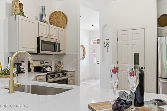 10886 NATALIE Drive, Jacksonville, FL 32218