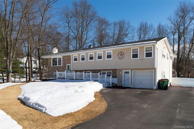 5 Orange Court, Wappingers Falls, NY 12590