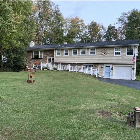 5 Orange Court, Wappingers Falls, NY 12590