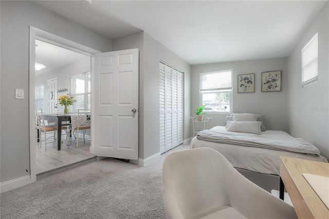 6944 40TH AVENUE N, St Petersburg, FL 33709