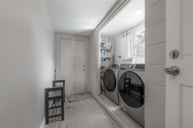 6944 40TH AVENUE N, St Petersburg, FL 33709