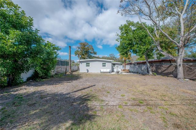 6944 40TH AVENUE N, St Petersburg, FL 33709