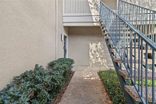8601 Park Lane 612, Dallas, TX 75231