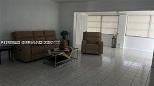 2631 Fillmore St, Hollywood, FL 33020