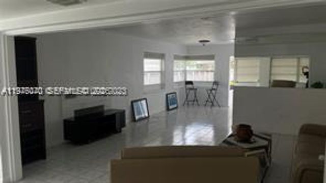 2631 Fillmore St, Hollywood, FL 33020