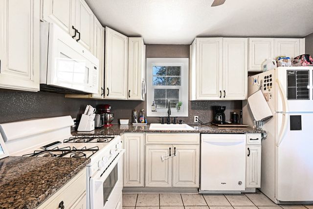 629 Alameda Road, Azle, TX 76020