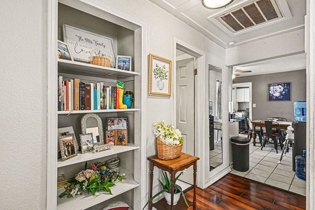 629 Alameda Road, Azle, TX 76020