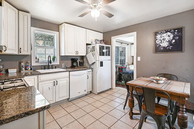 629 Alameda Road, Azle, TX 76020