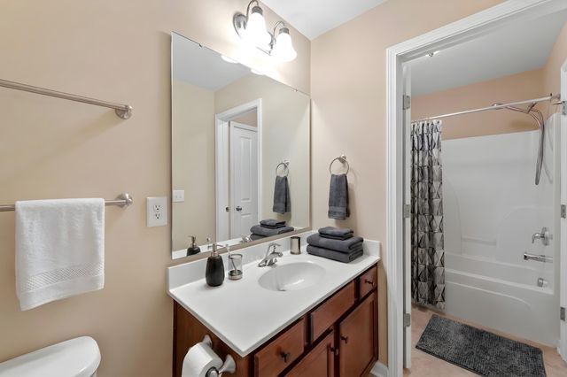8330 Tecumseh Ln, Antioch, TN 37013