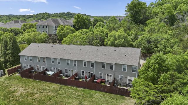 8330 Tecumseh Ln, Antioch, TN 37013