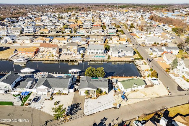 3251 Oceanic Drive, Toms River, NJ 08753