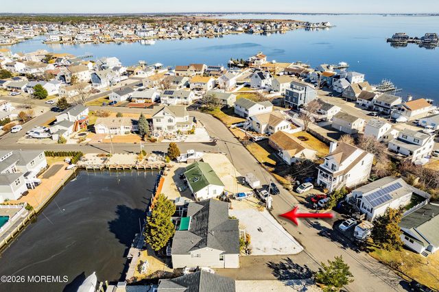 3251 Oceanic Drive, Toms River, NJ 08753