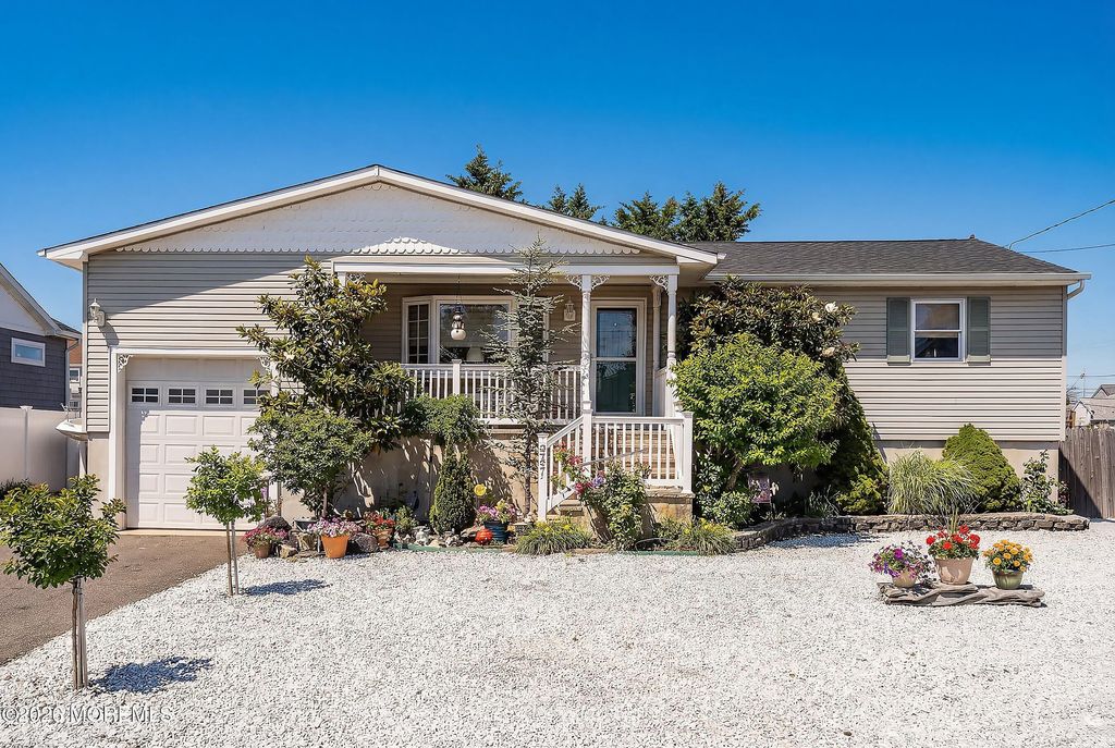 3251 Oceanic Drive, Toms River, NJ 08753