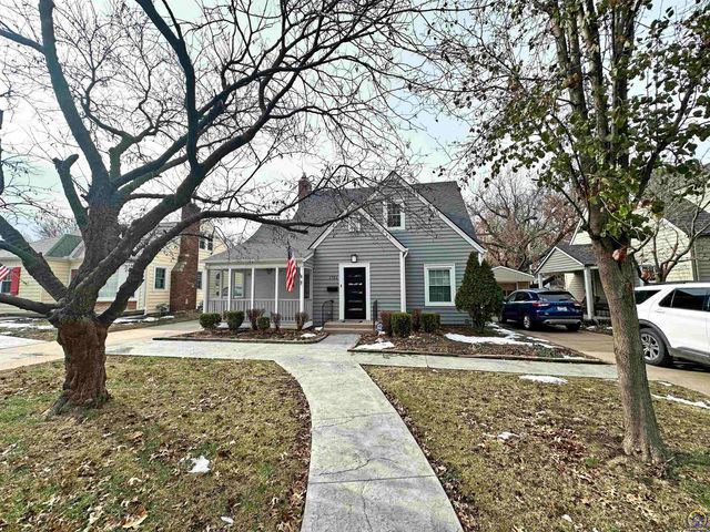 1731 SW Randolph AVE, Topeka, KS 66604