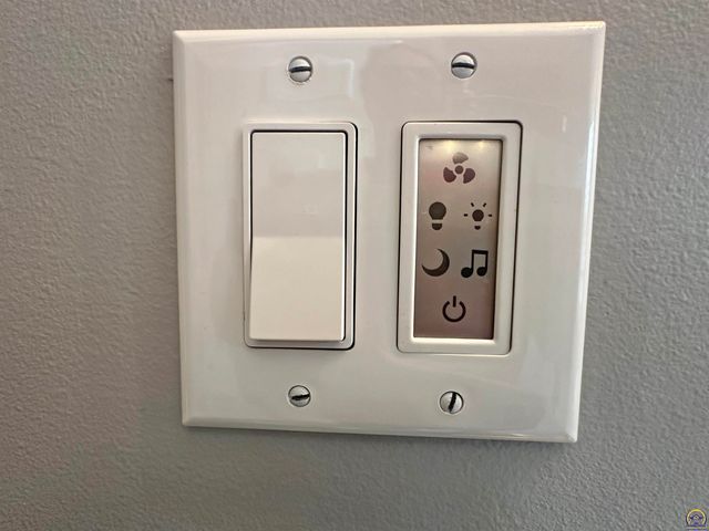 1731 SW Randolph AVE, Topeka, KS 66604