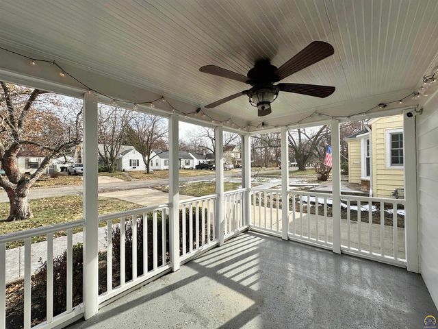 1731 SW Randolph AVE, Topeka, KS 66604