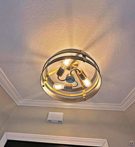 1731 SW Randolph AVE, Topeka, KS 66604