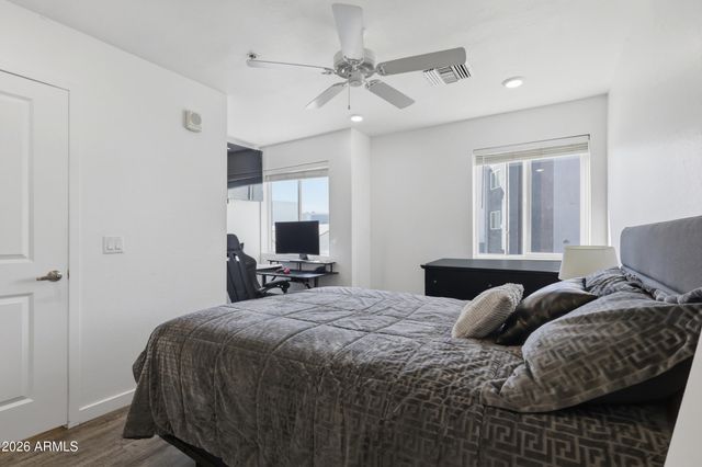 12945 W GREENWAY Road P, El Mirage, AZ 85335