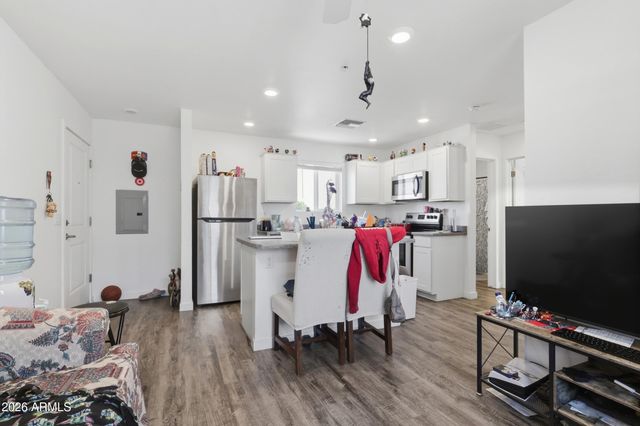 12945 W GREENWAY Road P, El Mirage, AZ 85335