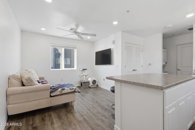 12945 W GREENWAY Road P, El Mirage, AZ 85335