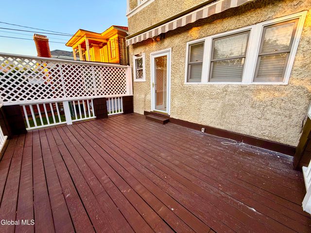 831 Wright Avenue, Schenectady, NY 12309