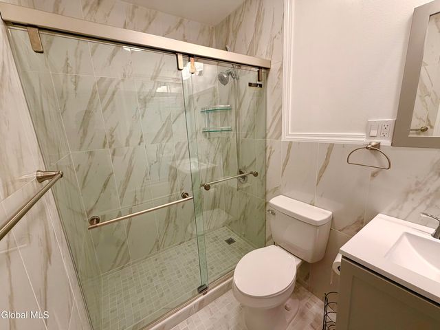 831 Wright Avenue, Schenectady, NY 12309