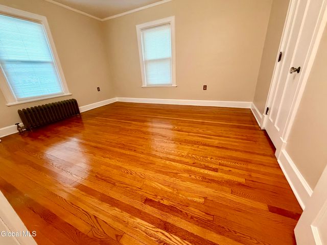 831 Wright Avenue, Schenectady, NY 12309