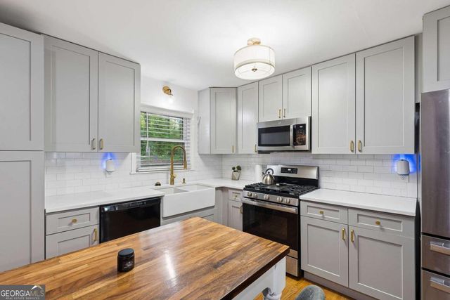 2945 Whisperwood Trail, Atlanta, GA 30344