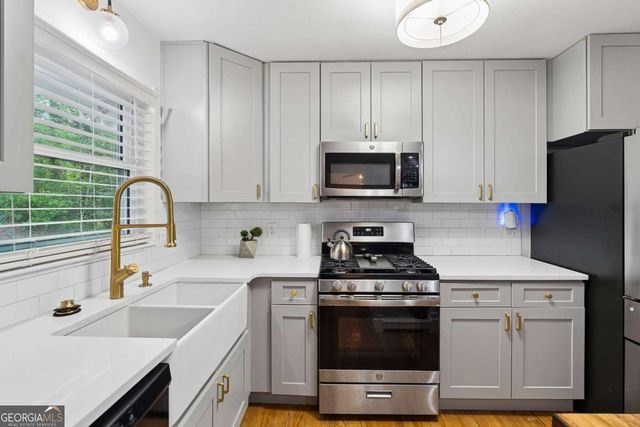 2945 Whisperwood Trail, Atlanta, GA 30344