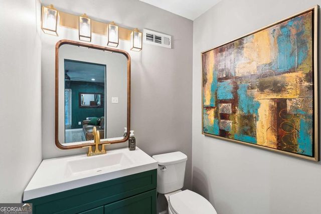 2945 Whisperwood Trail, Atlanta, GA 30344