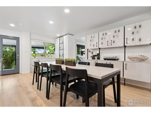 8612 W 69th Pl, Arvada, CO 80004