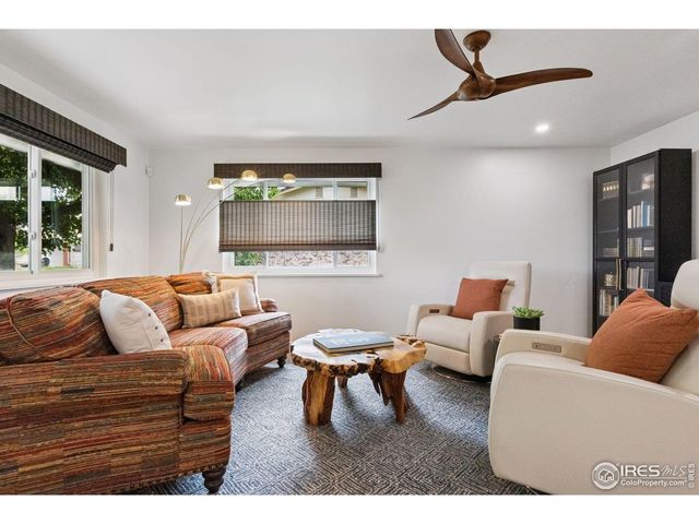 8612 W 69th Pl, Arvada, CO 80004