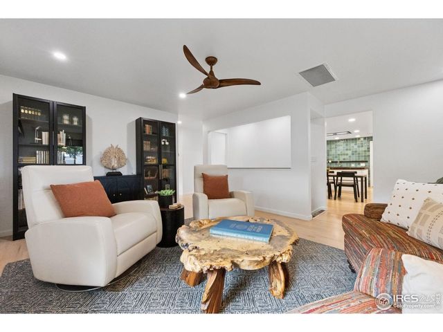 8612 W 69th Pl, Arvada, CO 80004