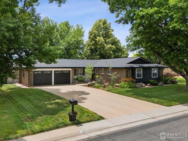 8612 W 69th Pl, Arvada, CO 80004
