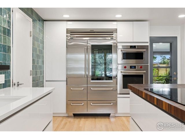 8612 W 69th Pl, Arvada, CO 80004